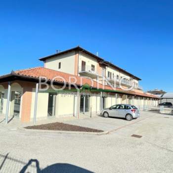Negozio in affitto a Vezza d'Alba (Cuneo)