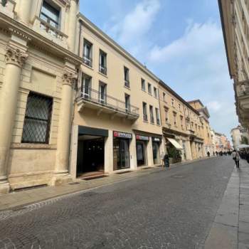 Negozio in affitto a Vicenza (Vicenza)