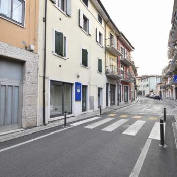 Negozio in vendita a Bussolengo (Verona)