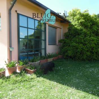 Villa in vendita a Dovadola (Forlì-Cesena)