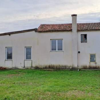 Rustico in vendita a Piazzola sul Brenta (Padova)