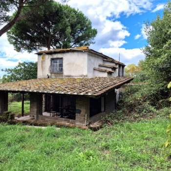 Rustico in vendita a Anguillara Sabazia (Roma)