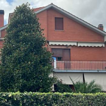 Villa in vendita a Roma (Roma)