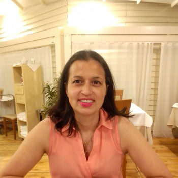 massaggio professionali ayurvedico, shiatsu e hot stone terapia