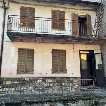 Casa singola in vendita a Corniglio (Parma)