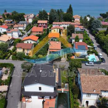 Villa in vendita a Peschiera del Garda (Verona)