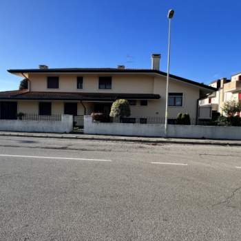 Villa in vendita a Stra (Venezia)