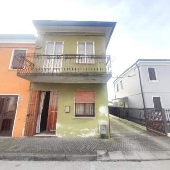 Casa a schiera in vendita a Cavarzere (Venezia)