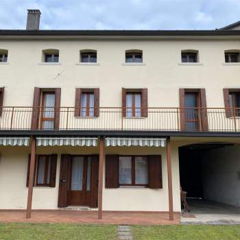 2 PORZIONi DI CASA a Moriago della Battaglia