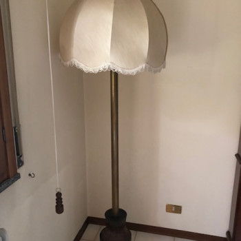 2.	LAMPADA ARTIGIANALE