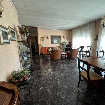 MARANO CENTRO, Appartamento di circa 186mq