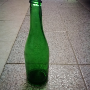 BOTTIGLIE A CORONA DA VINO 