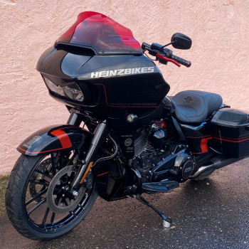 Harley-Davidson ROAD GLIDE CVO 117