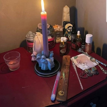 Potente dottore degli incantesimi d'amore voodoo