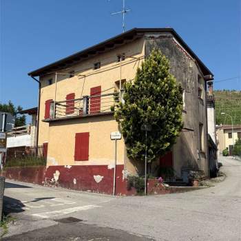 PORZIONE DI CASA a Farra di Soligo