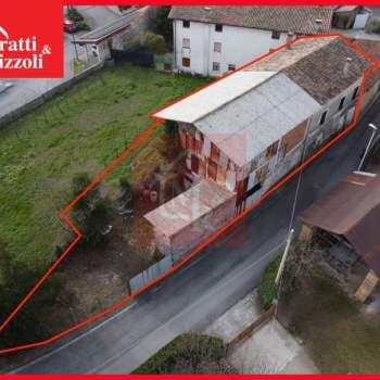 Casa a schiera in vendita a Visco (Udine)