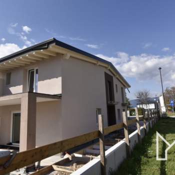 Bifamiliare in vendita a Rosà (Vicenza)