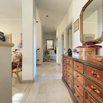 Appartamento in vendita a Pistoia (Pistoia)