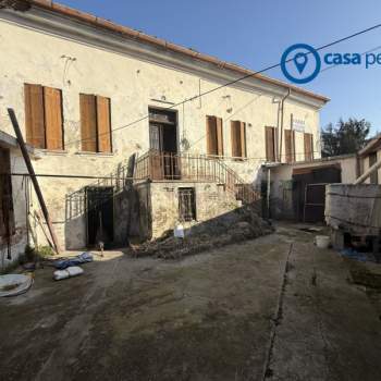 Casa singola in vendita a Crespino (Rovigo)