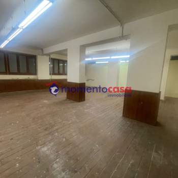 Magazzino in vendita a Reggio di Calabria (Reggio Calabria)