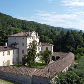 Villa in vendita a Cavaso del Tomba (Treviso)