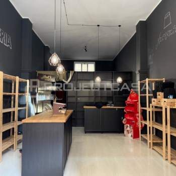 Negozio in affitto a Maglie (Lecce)