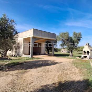 Rustico in vendita a Corigliano d'Otranto (Lecce)