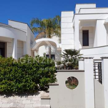 Casa singola in vendita a Racale (Lecce)