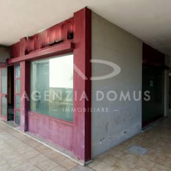 Negozio in vendita a Racale (Lecce)