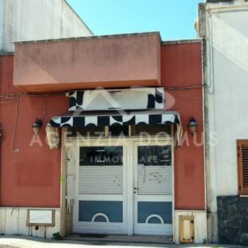 Negozio in vendita a Racale (Lecce)