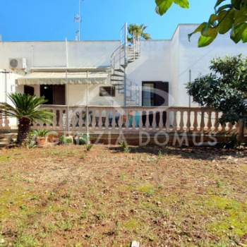 Casa singola in vendita a Racale (Lecce)