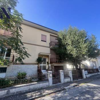 Bifamiliare in vendita a Mondavio (Pesaro e Urbino)