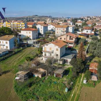Appartamento in vendita a Mondolfo (Pesaro e Urbino)