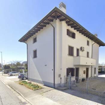 Bifamiliare in vendita a Pavia di Udine (Udine)