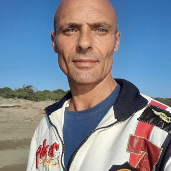 Cerco relazione