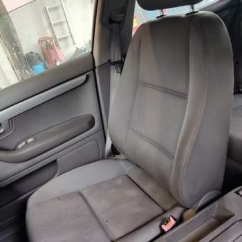 Sedile anteriore dx AUDI A4  del 2002