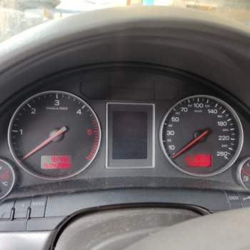 Quadro strumenti AUDI A4 1900cc TDI  del 2002