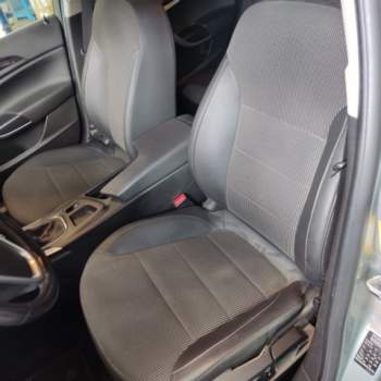 Sedile anteriore sx OPEL INSIGNIA  del 2011