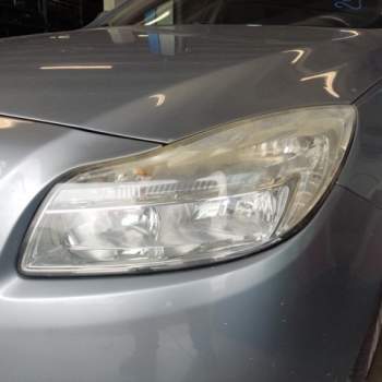 Proiettore sinistro OPEL INSIGNIA  del 2011