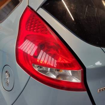 Fanale posteriore sinistro FORD FIESTA  del 2011