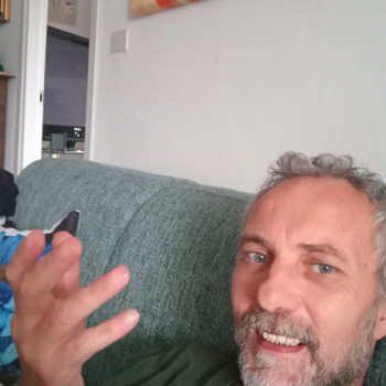 Uomo 54 anni