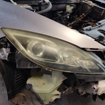 Proiettore destro MAZDA 6  del 2010