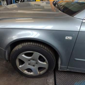 Parafango sinistro AUDI A4  del 2005