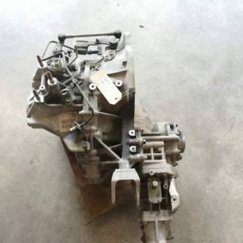 Cambio PEUGEOT 4007 4X4 2179cc diesel  del 2008