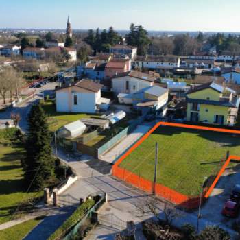 Terreno in vendita a Castelfranco Veneto (Treviso)
