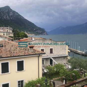 Appartamento in vendita a Gargnano (Brescia)