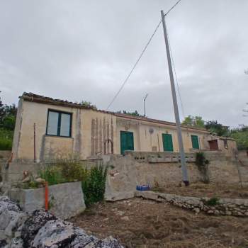 Casa singola in vendita a Modica (Ragusa)