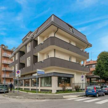 Appartamento in vendita a Cesano Boscone (Milano)