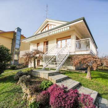 Villa in vendita a Volpiano (Torino)