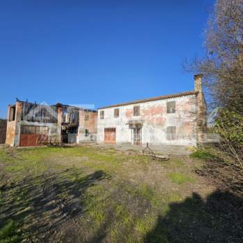 Rustico in vendita a Campodarsego (Padova)